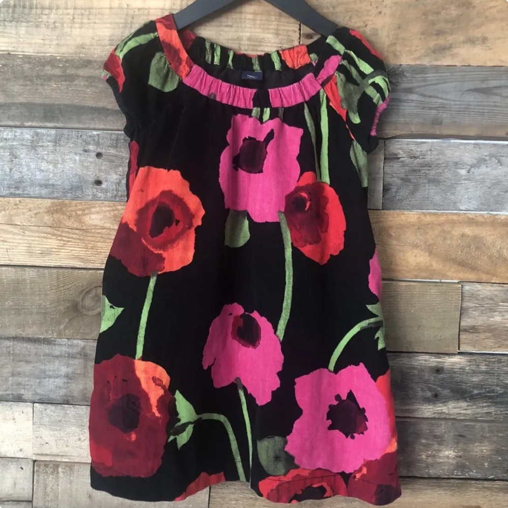 Gap Kids dress size 4/5?